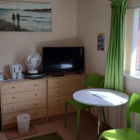 Pendine Sands Guest House Exterior foto